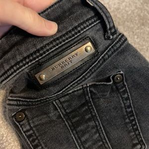 Burberry Brit skinny jeans ankle zip sz 28 but fits like 27